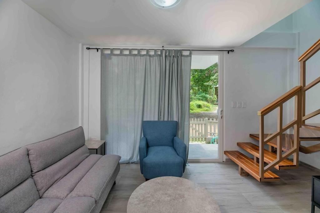 Cozy Beach Villa At The Shores 5 Minutes From The Beach West End Eksteriør billede